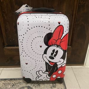 NWT DISNEY MINNIE MOUSE SMALL 20’ CARRY ON TRAVEL LUGGAGE